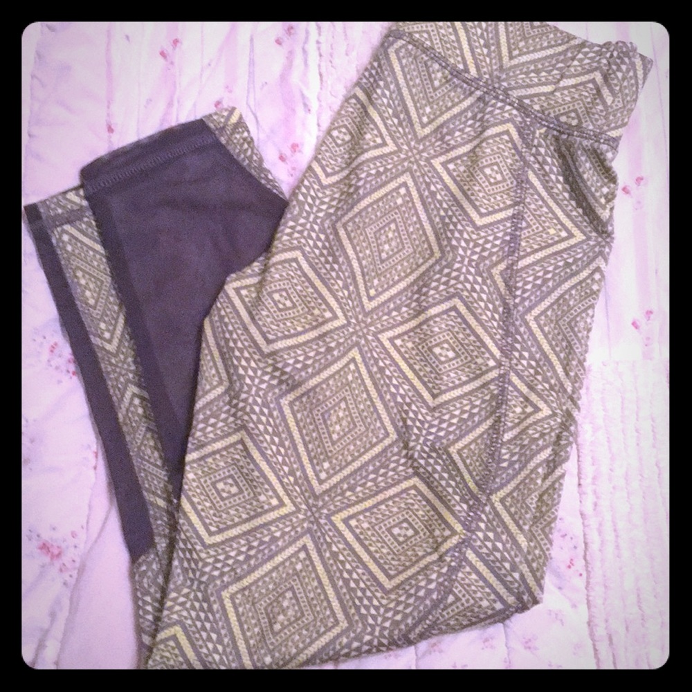 3/4 length workout leggings